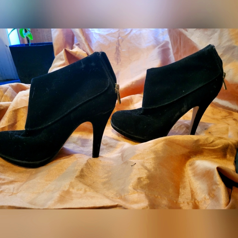 Anne Michelle heeled boots
